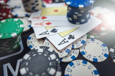 Live No Commission Baccarat table at paitohklotto with dealer and cards